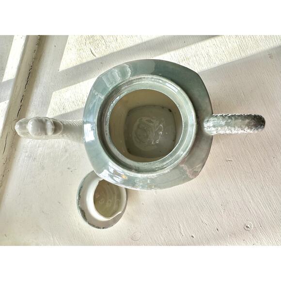 Beautiful Butterfly & Flower Japanese Tea Set - Picture 4 of 13